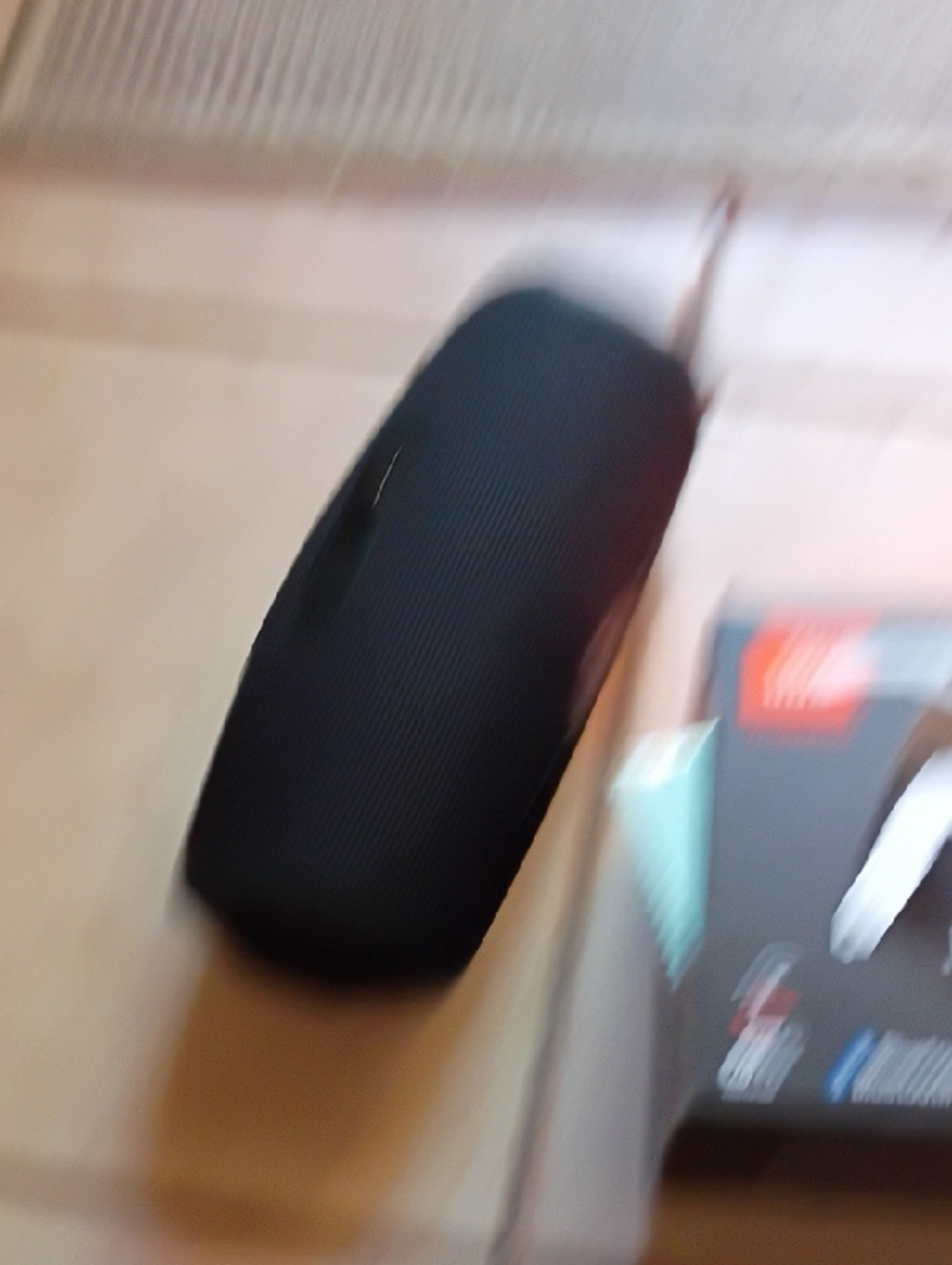 JBL Black Portable Bluetooth Speaker with Built-in Controls - Picture 4 of 4